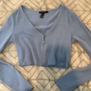 Forever 21 Blue Long Sleeve Crop Shirt. Small